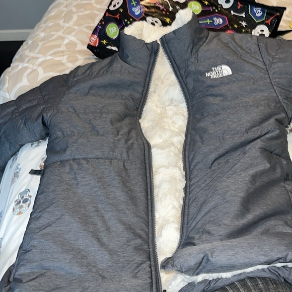 THE NORTH FACE REVERSIBLE MOSSBUD SWIRL JACKET GIRLS' SIZE 14-16 - Picture 8 of 10